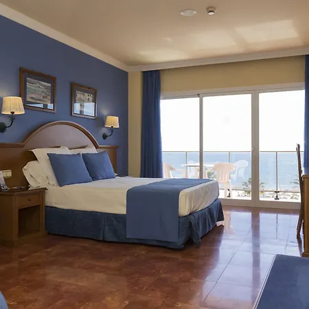 فندق إيزابيل 4*
