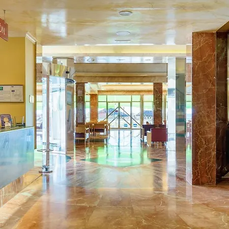 Hotel Isabel 4*