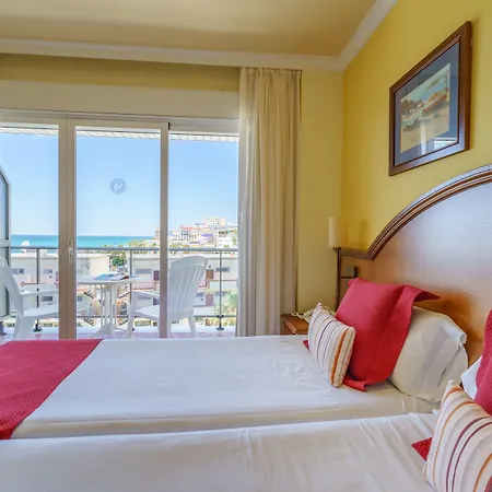 Isabel מלון טורמולינוס