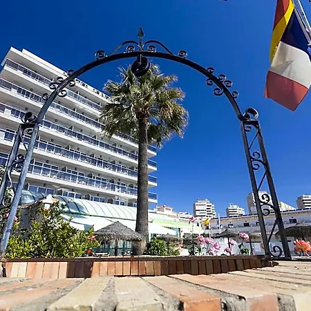 Isabel Hotel